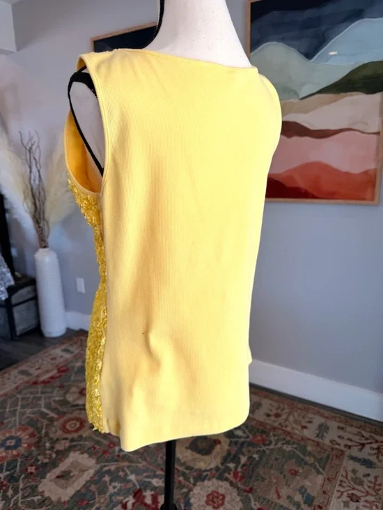 Yellow Rosette Floral Texture Tank Top - Picture 3 of 11